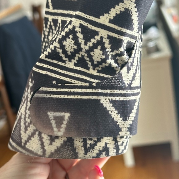 Burton dry ride Gortex living lining shell. - Picture 6 of 9